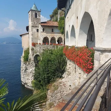 Bnbook-Villa Aries Villa Besozzo